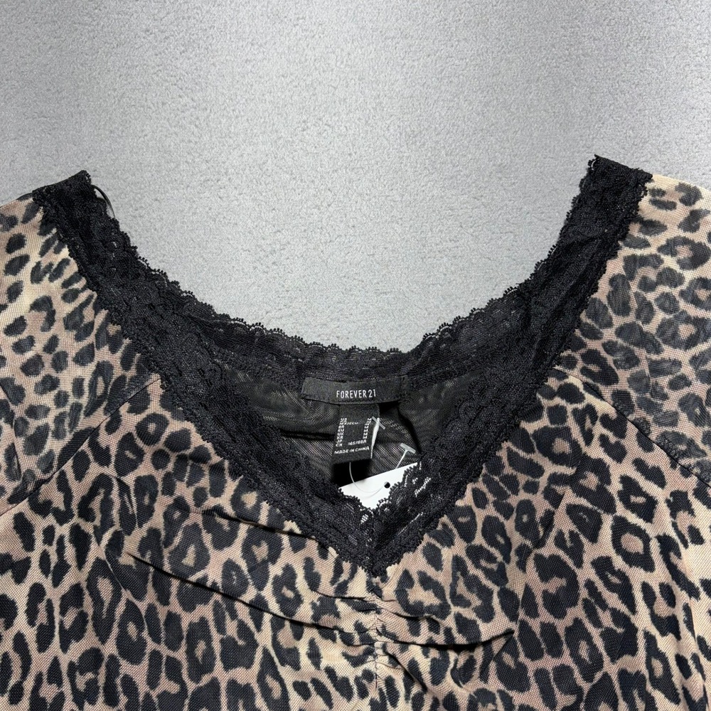 Leopard Print Mesh Top Lace Trim Bell Sleeve Ruched V-Neck Medium NWT - Picture 7 of 14